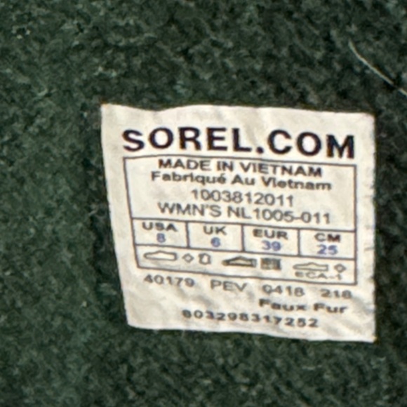 Sorel Caribou Black and White Waterproof Boots - Picture 3 of 3